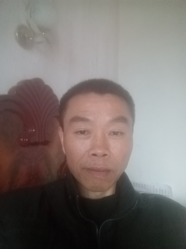 祖成的第一张照片--信阳相亲服务中心