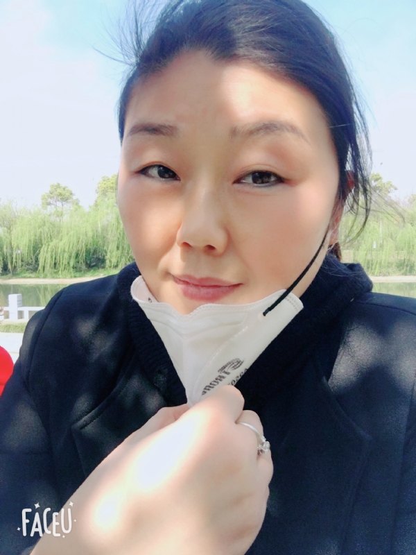 花开半夏的第一张照片--信阳相亲服务中心