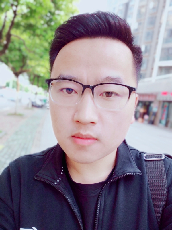 诚意找对象的第一张照片--信阳相亲服务中心