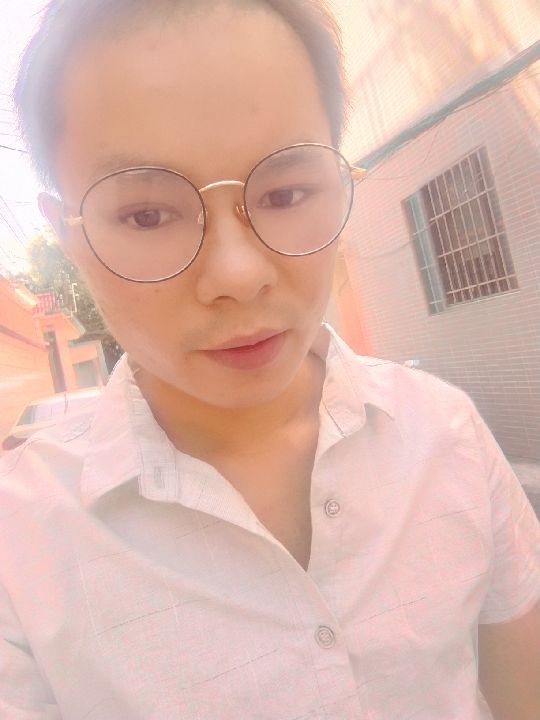 楠呐的第四张照片--信阳相亲服务中心