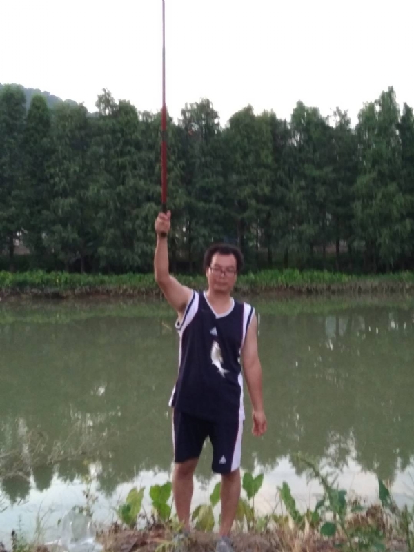 平凡人生的第一张照片--信阳相亲服务中心