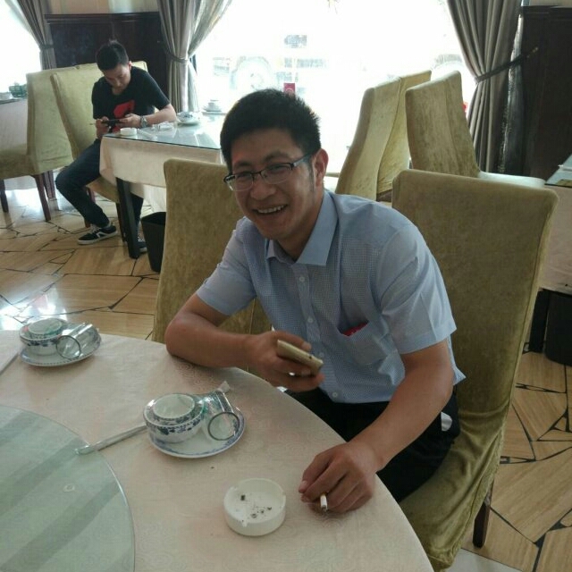 秋天的回忆的第一张照片--信阳相亲服务中心