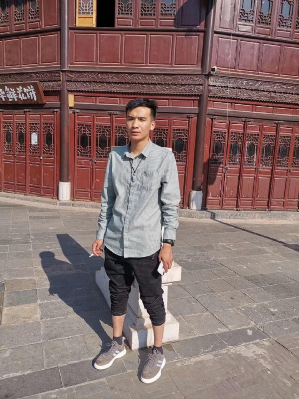 刘方的第一张照片--信阳相亲服务中心