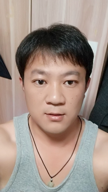 晴天的第二张照片--信阳相亲服务中心