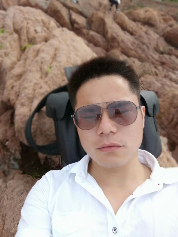 易听的第一张照片--信阳相亲服务中心