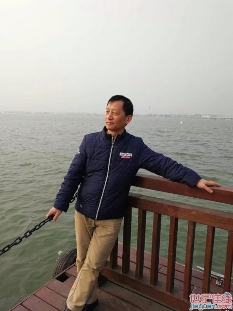 相爱一生的第一张照片--信阳相亲服务中心