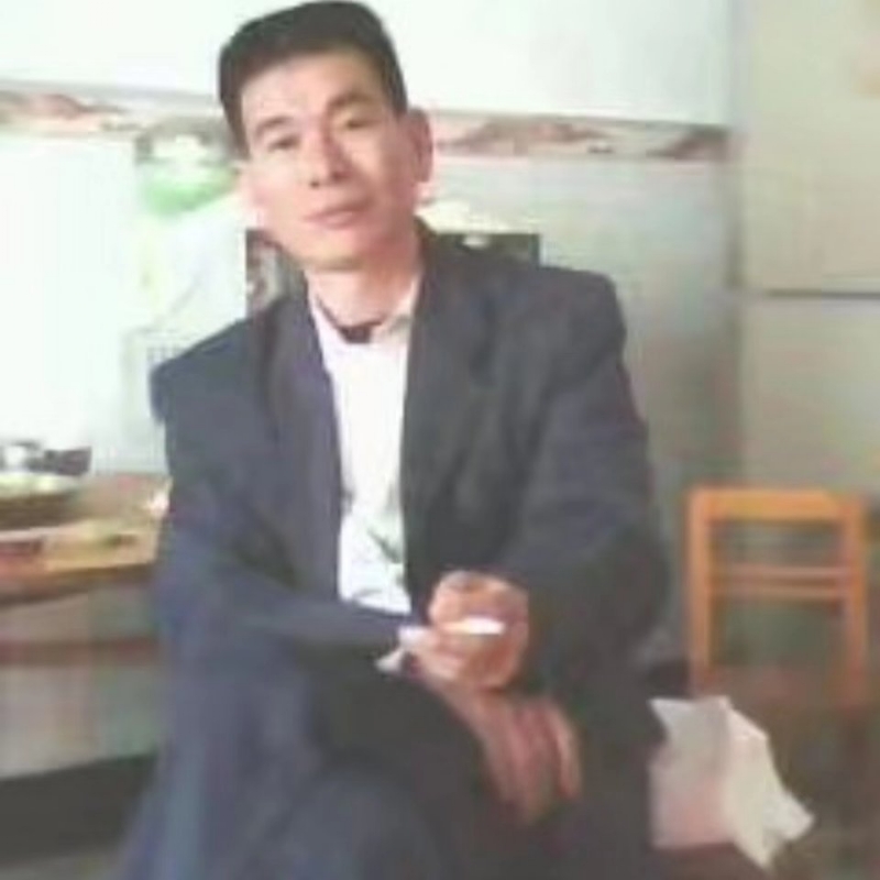 阳光照耀的第一张照片--信阳相亲服务中心