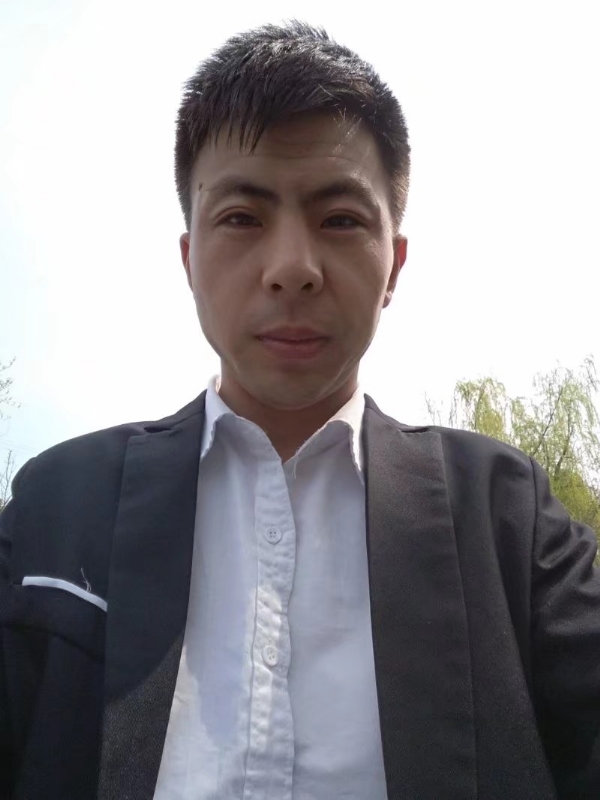 许以飞翔的第一张照片--信阳相亲服务中心