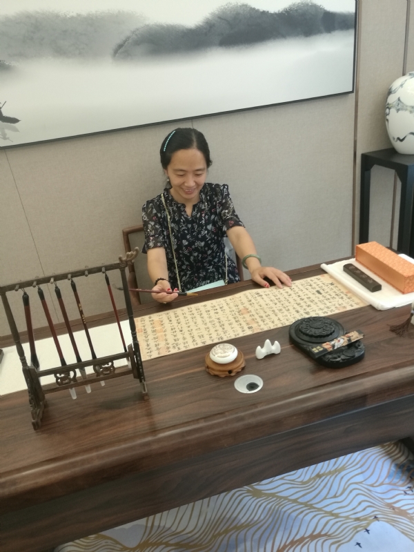 anna的第一张照片--信阳相亲服务中心