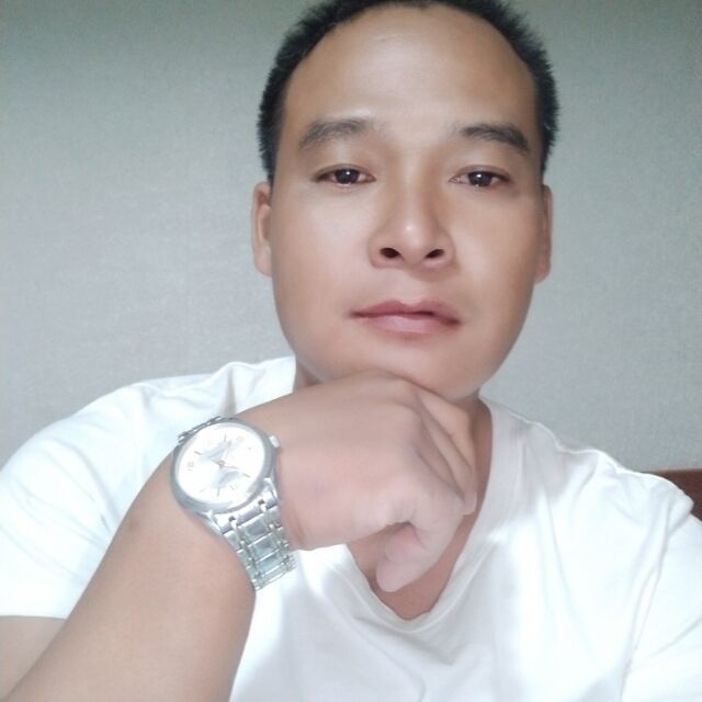 一点红的第一张照片--信阳相亲服务中心
