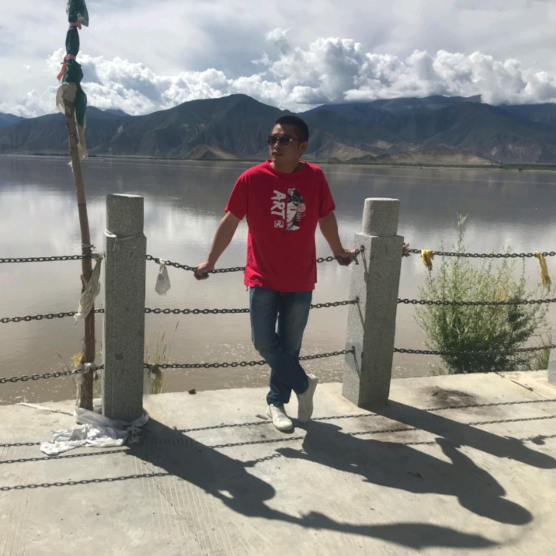 一马平川的第一张照片--信阳相亲服务中心