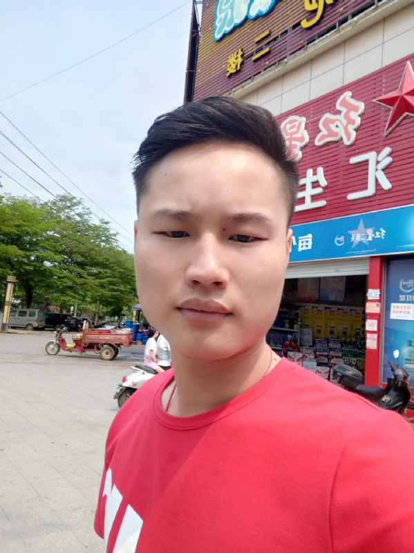 刘振军的第一张照片--信阳相亲服务中心