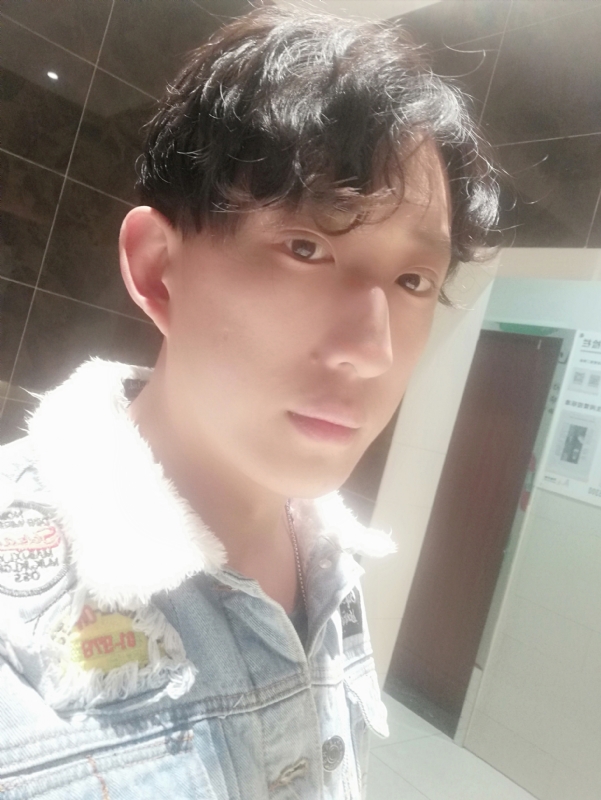 鲸落ii的第一张照片--信阳相亲服务中心