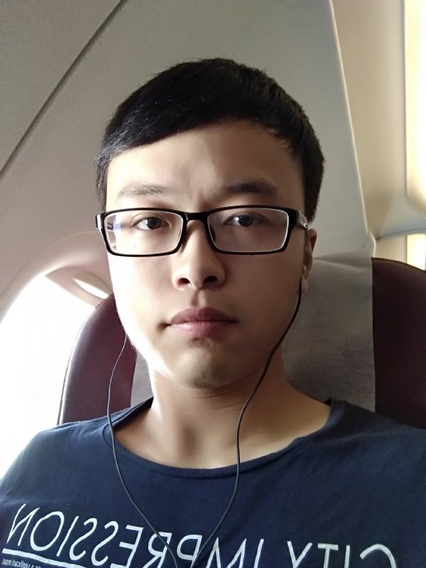 在水一方的第一张照片--信阳相亲服务中心