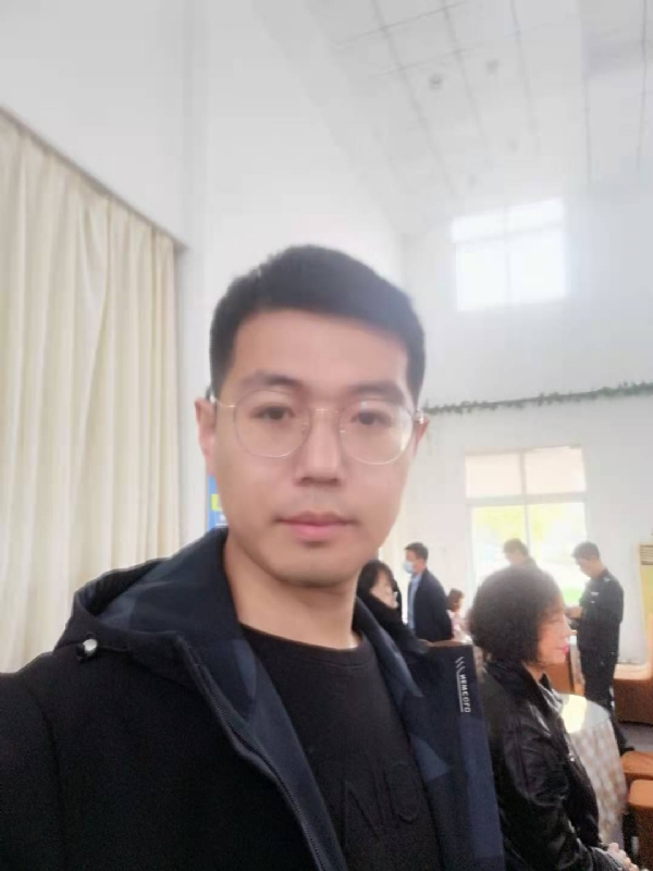 开心的你的第二张照片--信阳相亲服务中心