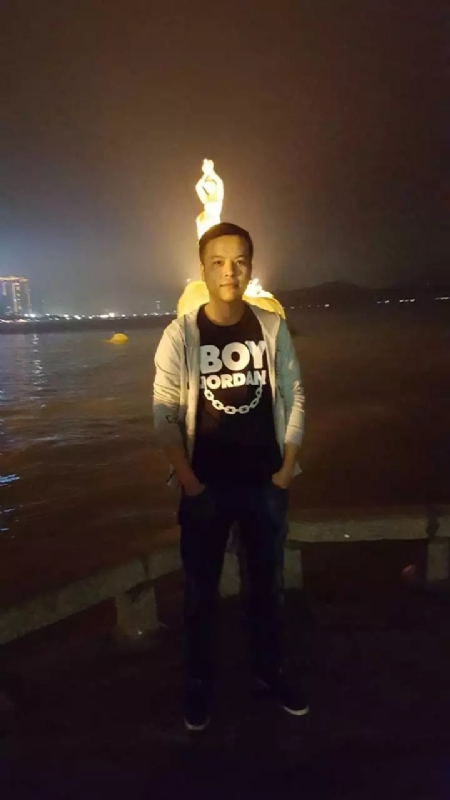 清风徐来。的第一张照片--信阳相亲服务中心