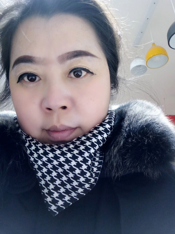 余猪猪的第一张照片--信阳相亲服务中心