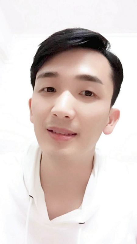 小锕方的第一张照片--信阳相亲服务中心