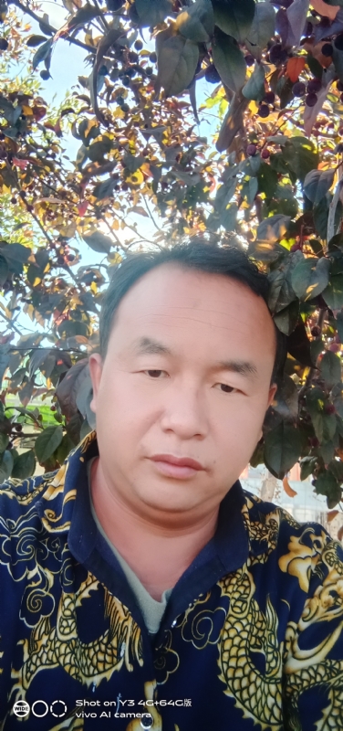 战狼的第一张照片--信阳相亲服务中心