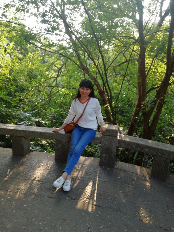 夏陌的第一张照片--信阳相亲服务中心