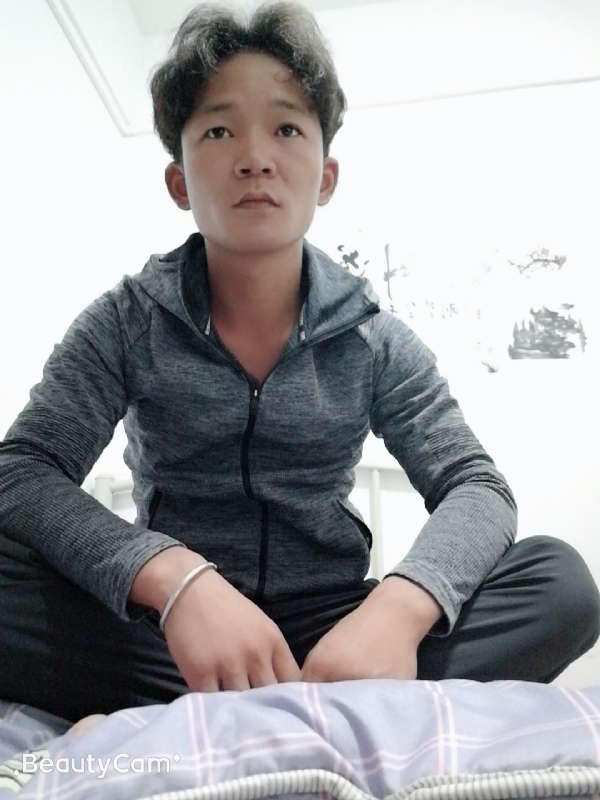 东浩学长的第一张照片--信阳相亲服务中心