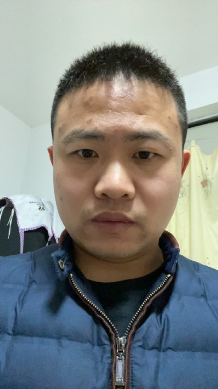 苹果的第一张照片--信阳相亲服务中心