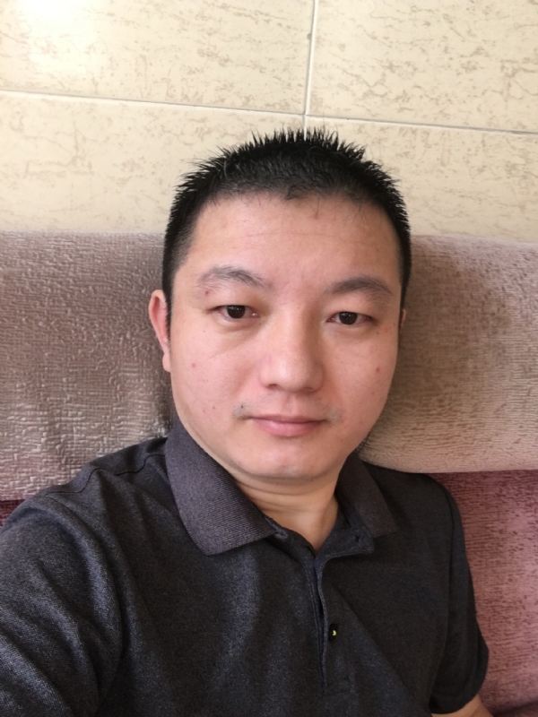 曲怀觞的第一张照片--信阳相亲服务中心