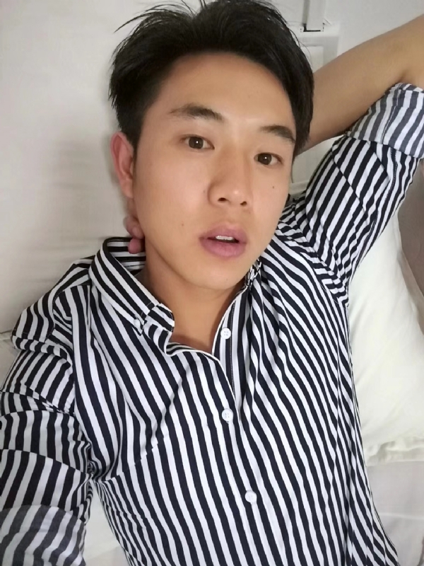 小雷的第二张照片--信阳相亲服务中心