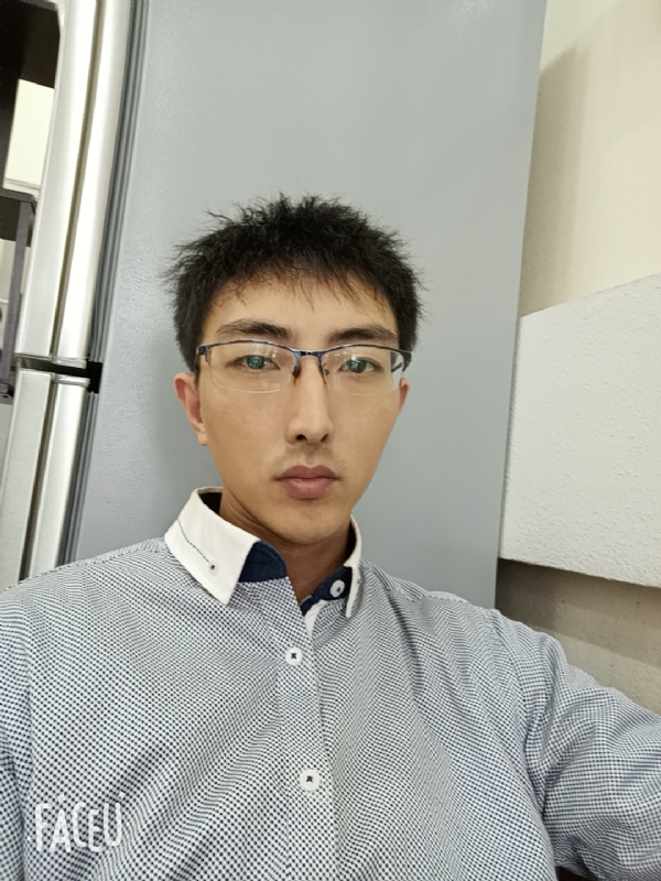 阳光大男孩的第二张照片--信阳相亲服务中心