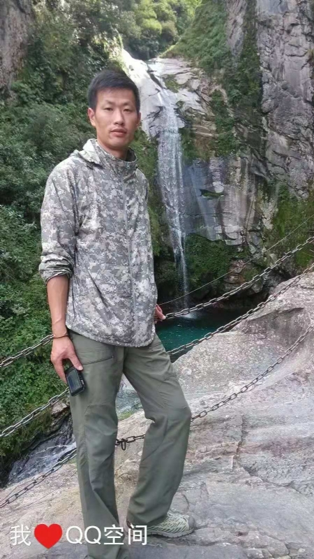 陌颜的第二张照片--信阳相亲服务中心