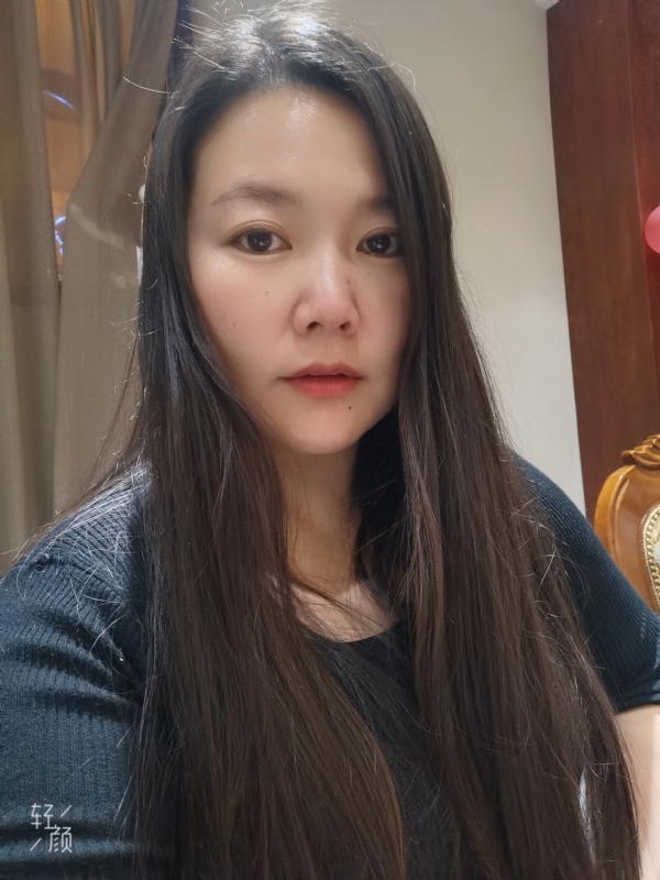 哦呼的第一张照片--信阳相亲服务中心