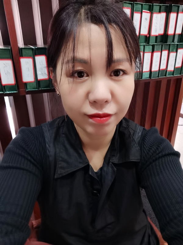 随缘的第一张照片--信阳相亲服务中心