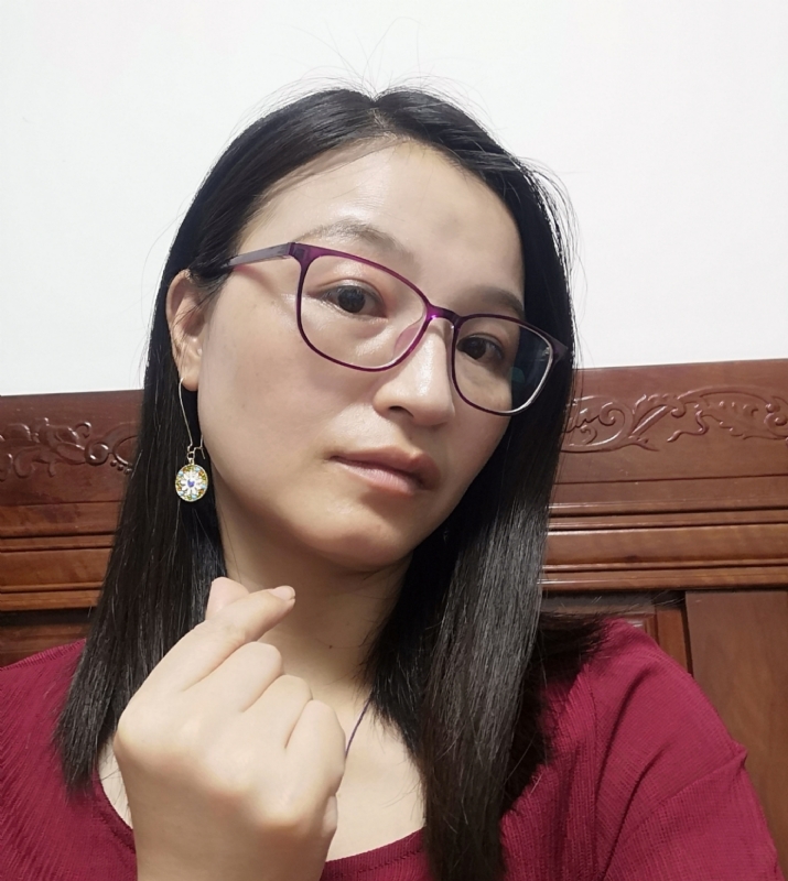 妹叮的第一张照片--信阳相亲服务中心