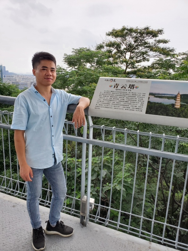 尚德的第一张照片--信阳相亲服务中心