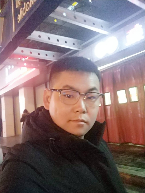 杜跃龙的第二张照片--信阳相亲服务中心