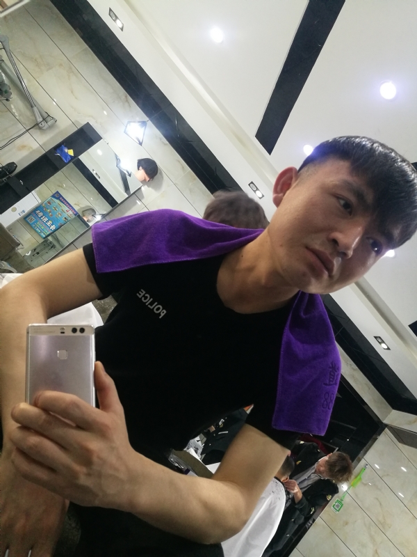 未来可期的我的第四张照片--信阳相亲服务中心