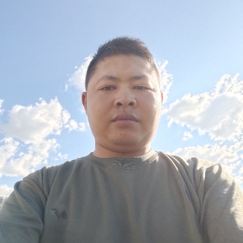 马的第一张照片--信阳相亲服务中心