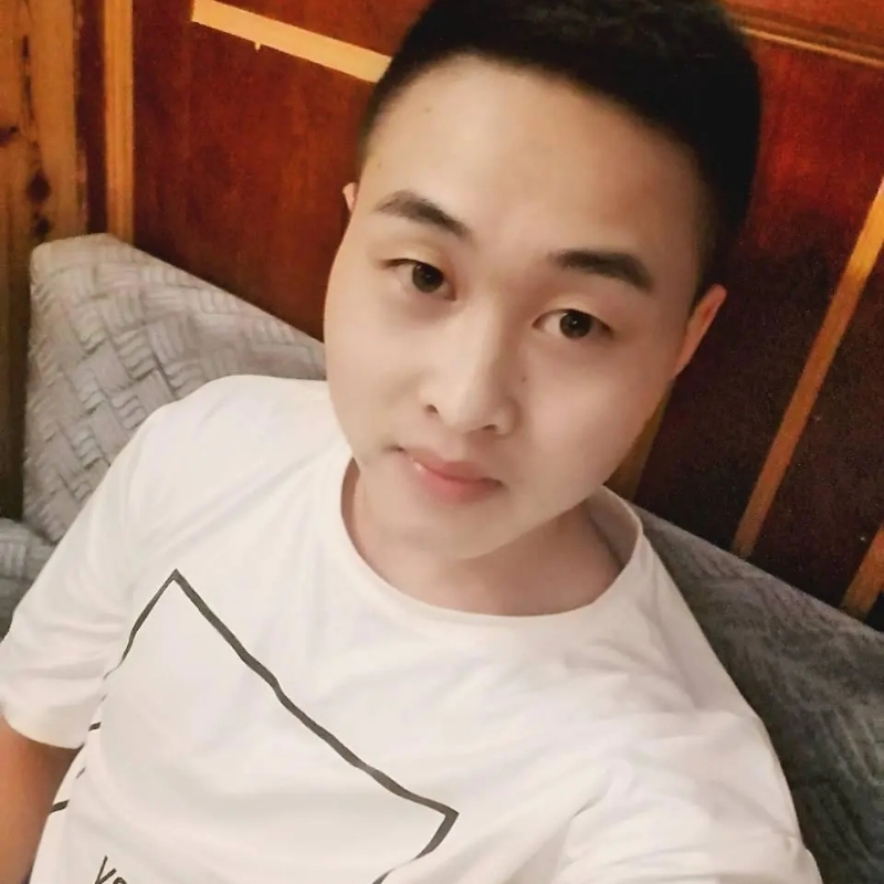 娃娃脸小爸爸的第二张照片--信阳相亲服务中心