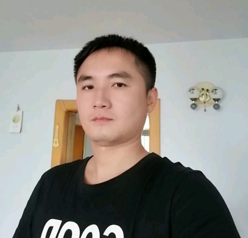 素年锦时的第一张照片--信阳相亲服务中心
