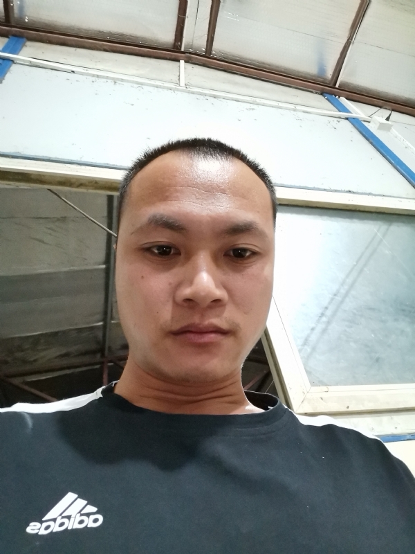 真心交友的第一张照片--信阳相亲服务中心