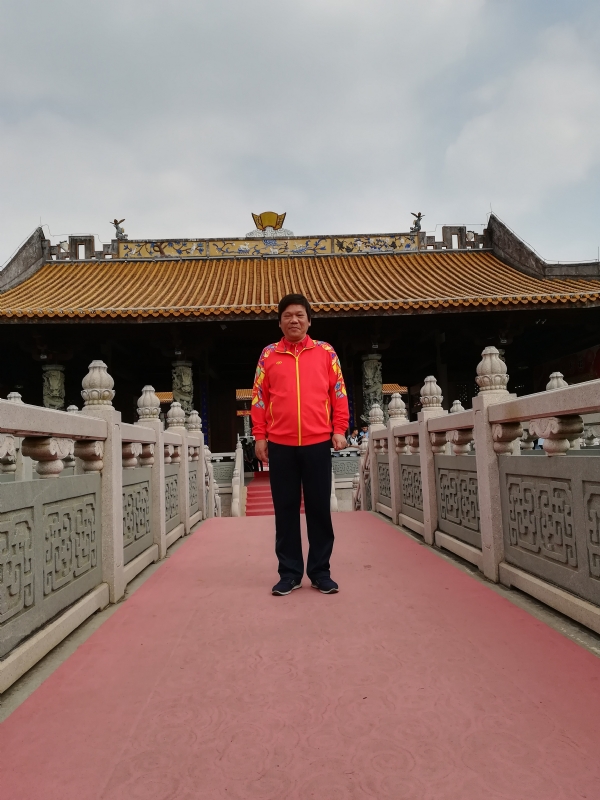 红尘老生的第一张照片--信阳相亲服务中心