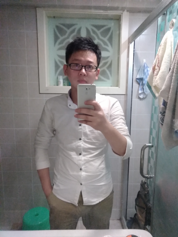 花谢魂伤的第三张照片--信阳相亲服务中心