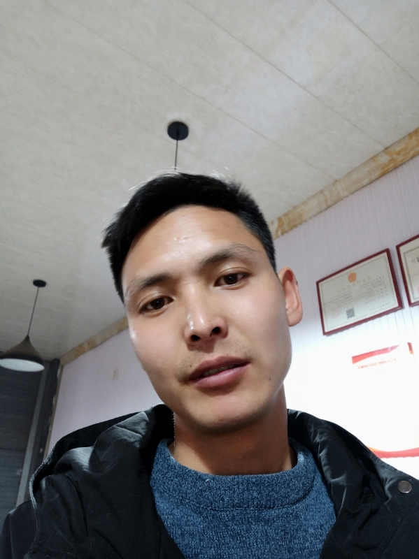 huihui的第一张照片--信阳相亲服务中心