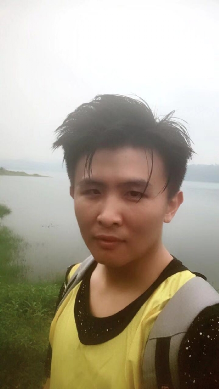 阳光与自由的第一张照片--信阳相亲服务中心