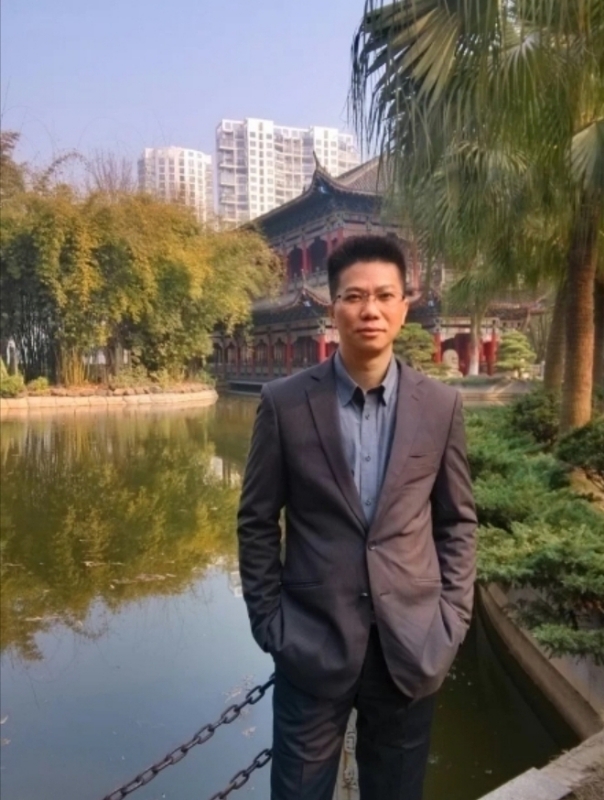 chen的第二张照片--信阳相亲服务中心