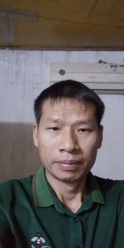 执着跋涉的第三张照片--信阳相亲服务中心