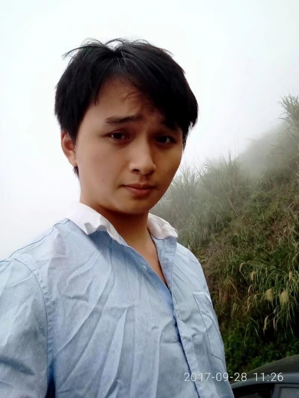 流月的第四张照片--信阳相亲服务中心