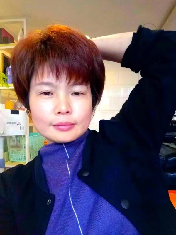 心若向阳的第一张照片--信阳相亲服务中心