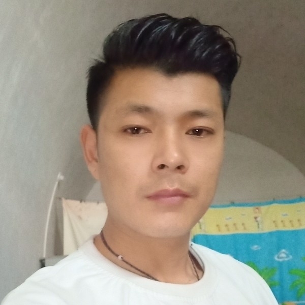 啊锋的第一张照片--信阳相亲服务中心