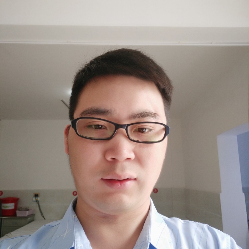 漂泊的孤影的第一张照片--信阳相亲服务中心